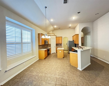 14620 Falling Leaf Drive - Photo Thumbnail 13