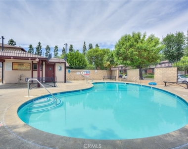 1085 W Sierra Madre - Photo Thumbnail 26
