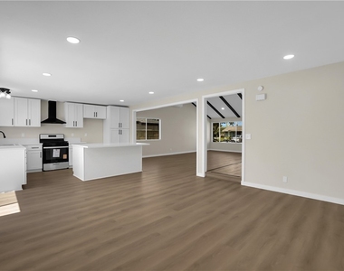 1242 Sultan Circle - Photo Thumbnail 13