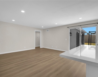 1242 Sultan Circle - Photo Thumbnail 15