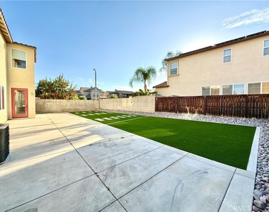34413 Waltham Place - Photo Thumbnail 20