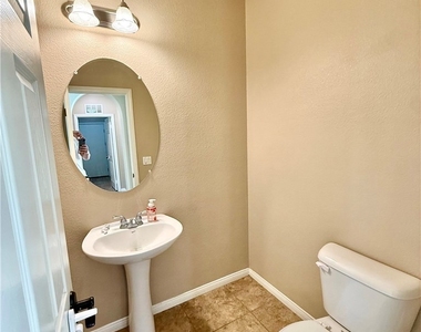 34413 Waltham Place - Photo Thumbnail 6
