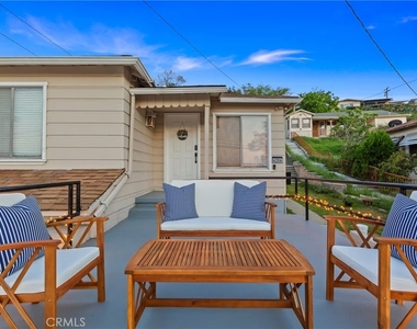 420 W Graves Avenue - Photo Thumbnail 7