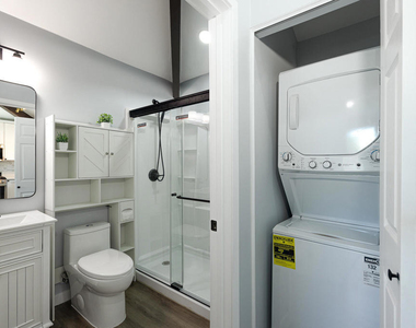 506 E Hemlock Street - Photo Thumbnail 9