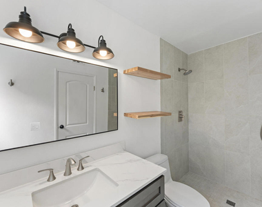 868 Duvall Avenue - Photo Thumbnail 13