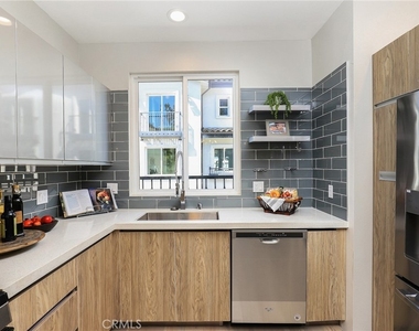 15 Brookline Way - Photo Thumbnail 37