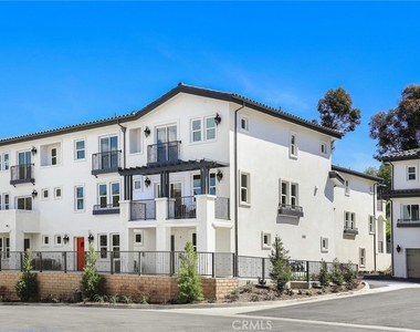 15 Brookline Way - Photo Thumbnail 1
