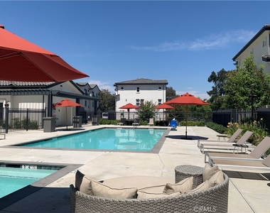 15 Brookline Way - Photo Thumbnail 54