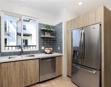 15 Brookline Way - Photo Thumbnail 38