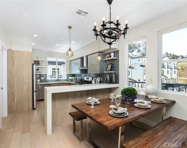 15 Brookline Way - Photo Thumbnail 12