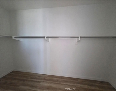 2860 Sapphire Road - Photo Thumbnail 11