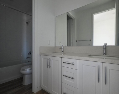2860 Sapphire Road - Photo Thumbnail 15