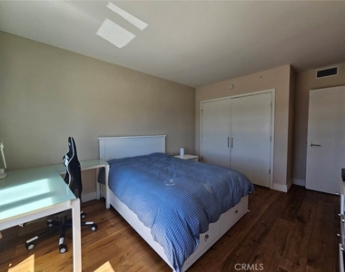 3131 Michelson - Photo Thumbnail 24