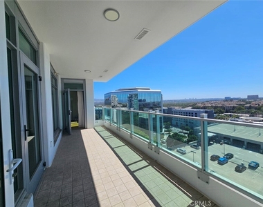 3131 Michelson - Photo Thumbnail 26