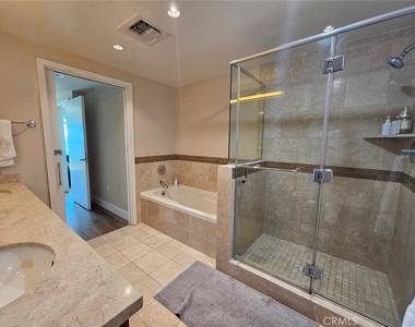 3131 Michelson - Photo Thumbnail 20