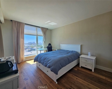 3131 Michelson - Photo Thumbnail 23