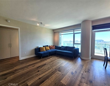 3131 Michelson - Photo Thumbnail 2