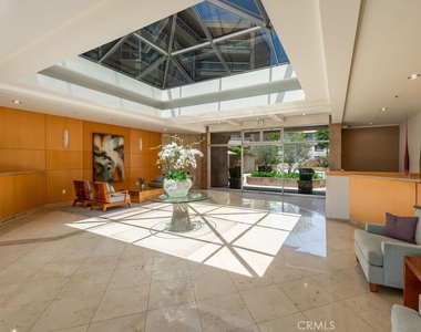 515 Ocean Avenue - Photo Thumbnail 3