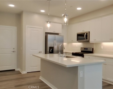 36407 Casita Court - Photo Thumbnail 3