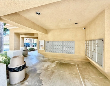 24909 Madison Avenue - Photo Thumbnail 26