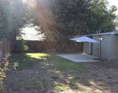 22942 Leadwell - Photo Thumbnail 30