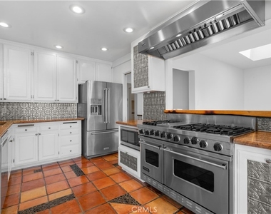11064 Mcbroom - Photo Thumbnail 4