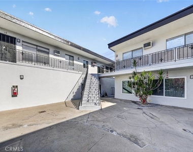 1601 College View Drive - Photo Thumbnail 18