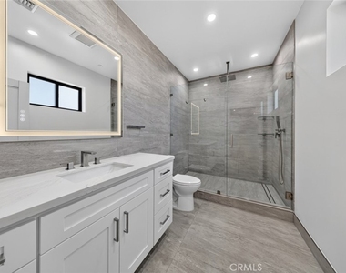 7942 Ethel Avenue - Photo Thumbnail 44