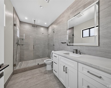 7942 Ethel Avenue - Photo Thumbnail 38