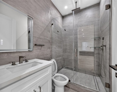 7942 Ethel Avenue - Photo Thumbnail 37