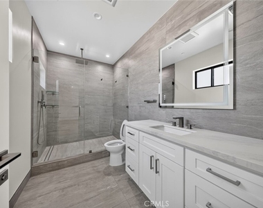 7942 Ethel Avenue - Photo Thumbnail 34
