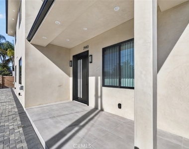 7940 Ethel Avenue - Photo Thumbnail 30