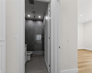 7940 Ethel Avenue - Photo Thumbnail 5