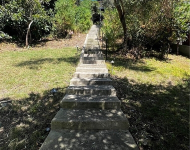 2597 Dearborn Drive - Photo Thumbnail 8
