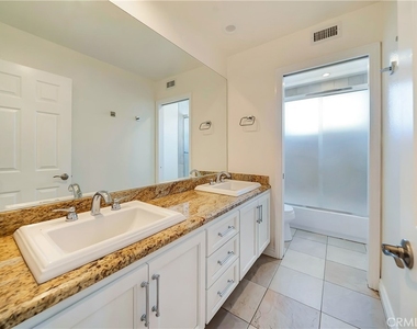 24743 Calle Altamira - Photo Thumbnail 27