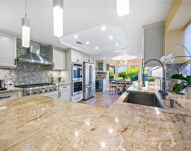 24743 Calle Altamira - Photo Thumbnail 9
