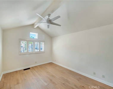 24743 Calle Altamira - Photo Thumbnail 26