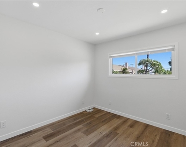 11331 Pioneer Boulevard - Photo Thumbnail 21