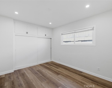 11331 Pioneer Boulevard - Photo Thumbnail 17