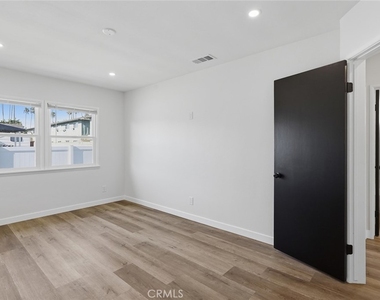 11331 Pioneer Boulevard - Photo Thumbnail 22
