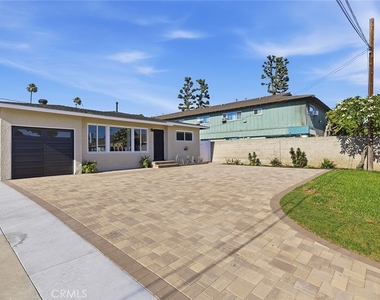 11331 Pioneer Boulevard - Photo Thumbnail 2