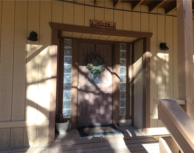 15329 Acacia Way - Photo Thumbnail 3