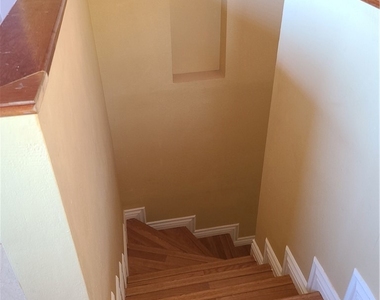 15329 Acacia Way - Photo Thumbnail 14