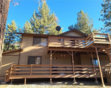 15329 Acacia Way - Photo Thumbnail 1