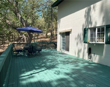 939 Canyon Spur - Photo Thumbnail 15