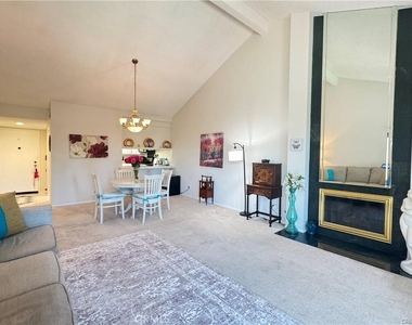 2512 E Willow - Photo Thumbnail 3