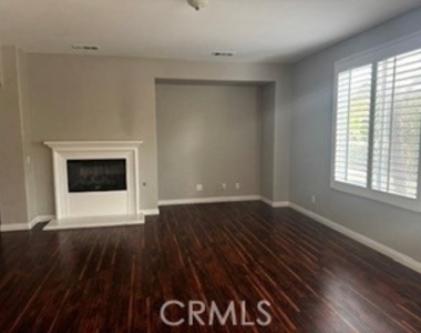 13946 Topeka Ct - Photo Thumbnail 5