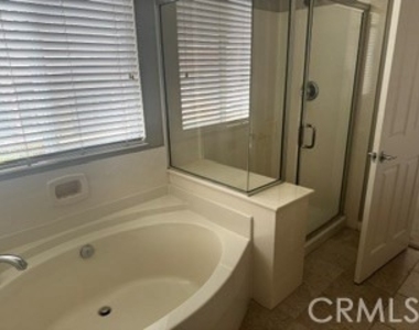 13946 Topeka Ct - Photo Thumbnail 20