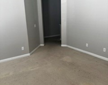 13946 Topeka Ct - Photo Thumbnail 19