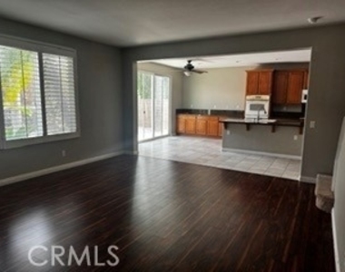 13946 Topeka Ct - Photo Thumbnail 4